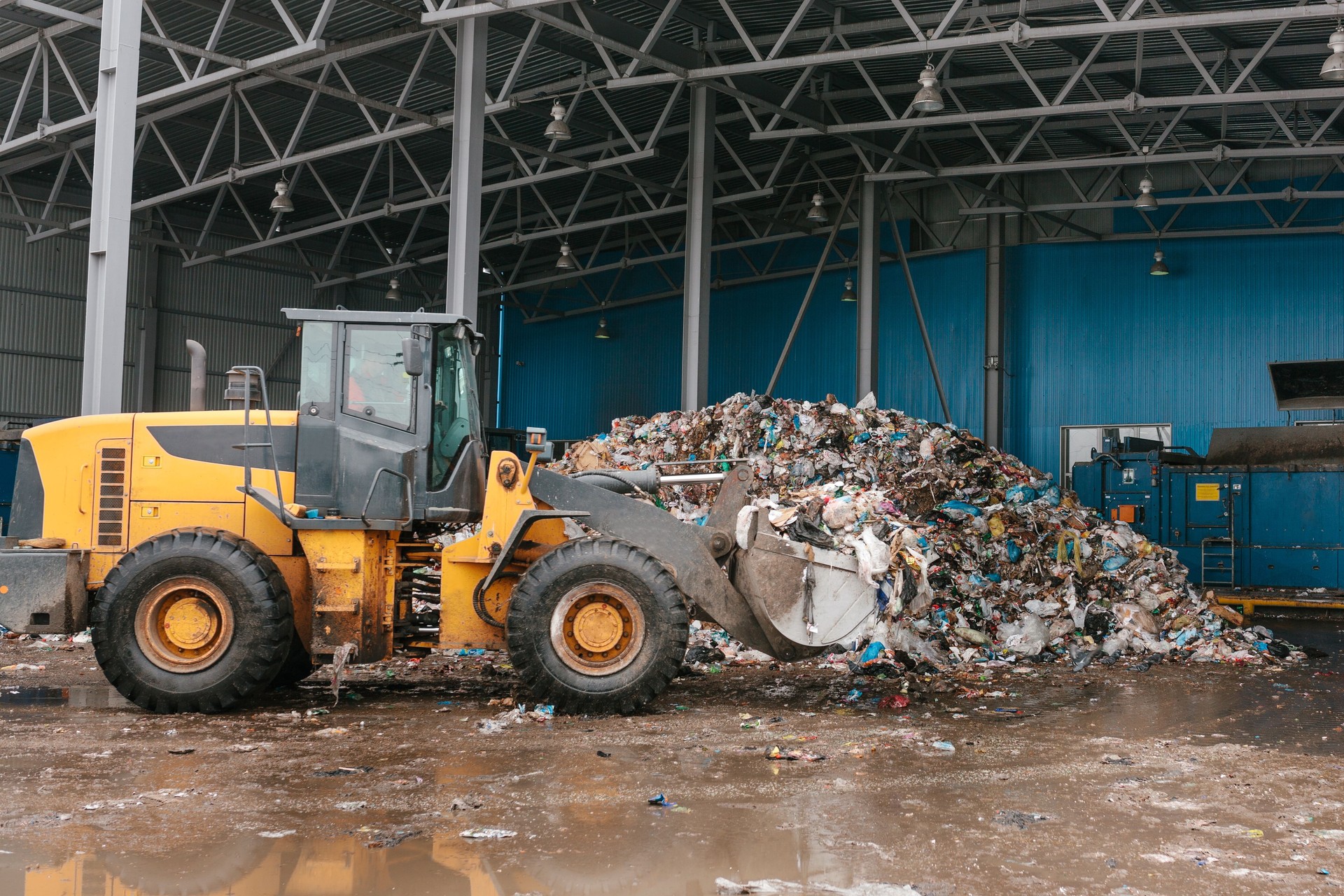 Waste recycling plant. Garbage sorting